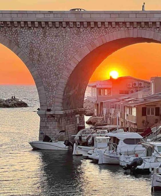 Вилла Vallon Des Auffes : Le Cabanon De Mireille Марсель Экстерьер фото